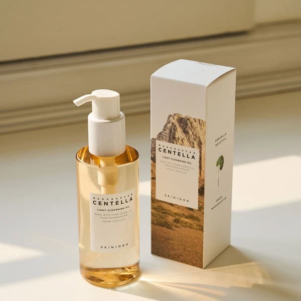Skin1004 Madagascar Centella Light Cleansing Oil 200ml - Image 2
