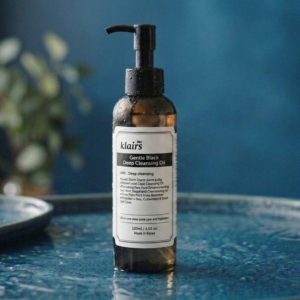 DEAR KLAIRS Gentle Black Deep Cleansing Oil 150ml